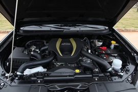 2015款五十铃mu-X