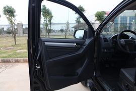 2015款五十铃mu-X