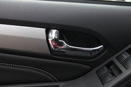 2015款五十铃mu-X