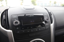 2015款五十铃mu-X