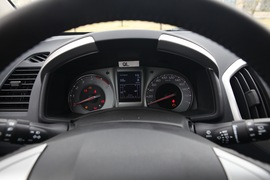 2015款五十铃mu-X