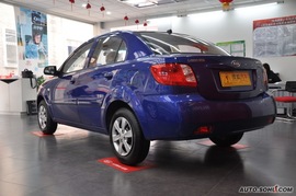 起亚RIO锐欧1.4L