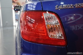 起亚RIO锐欧1.4L