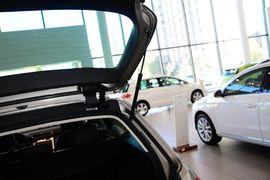 2015款大众迈腾旅行轿车2.0TSI舒适型