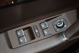 2015款大众迈腾旅行轿车2.0TSI舒适型