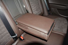 2015款大众迈腾旅行轿车2.0TSI舒适型