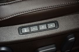 2015款大众迈腾旅行轿车2.0TSI舒适型