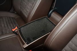 2015款大众迈腾旅行轿车2.0TSI舒适型