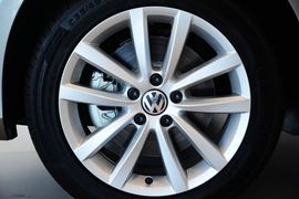2015款大众迈腾旅行轿车2.0TSI舒适型