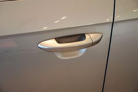 2015款大众迈腾旅行轿车2.0TSI舒适型