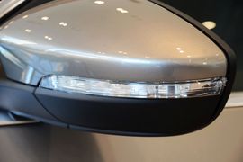 2015款大众迈腾旅行轿车2.0TSI舒适型