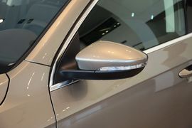 2015款大众迈腾旅行轿车2.0TSI舒适型