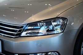 2015款大众迈腾旅行轿车2.0TSI舒适型