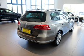 2015款大众迈腾旅行轿车2.0TSI舒适型