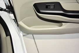 2014款本田思域1.8L手动舒适版