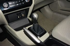 2014款本田思域1.8L手动舒适版