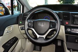 2014款本田思域1.8L手动舒适版