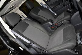 2015款Jeep自由客2.4L运动版