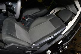 2015款Jeep自由客2.4L运动版