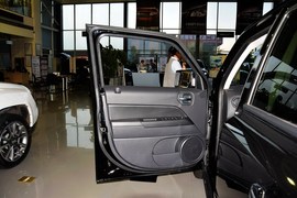 2015款Jeep自由客2.4L运动版