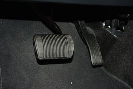 2015款Jeep自由客2.4L运动版