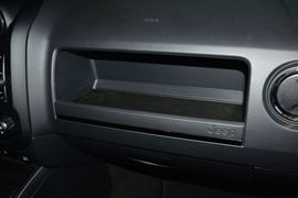 2015款Jeep自由客2.4L运动版