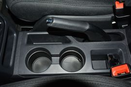 2015款Jeep自由客2.4L运动版