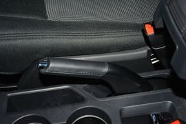 2015款Jeep自由客2.4L运动版