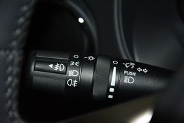 2015款Jeep自由客2.4L运动版