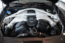 2015款阿斯顿马丁Rapide