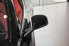 2015款阿斯顿马丁Rapide