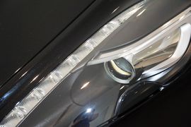 2015款阿斯顿马丁Rapide