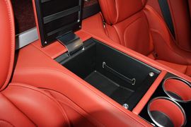 2015款阿斯顿马丁Rapide