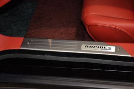 2015款阿斯顿马丁Rapide