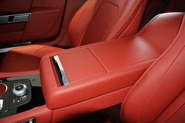 2015款阿斯顿马丁Rapide