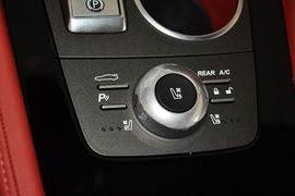 2015款阿斯顿马丁Rapide