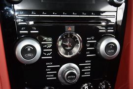 2015款阿斯顿马丁Rapide