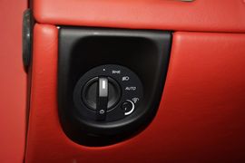 2015款阿斯顿马丁Rapide