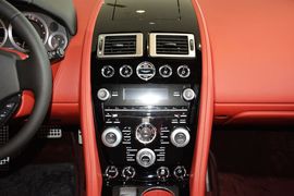 2015款阿斯顿马丁Rapide