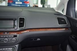 :2014款大众夏朗2.0TSI标配型