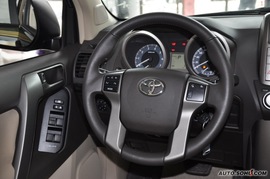 2010款丰田普拉多2.7L自动豪华版
