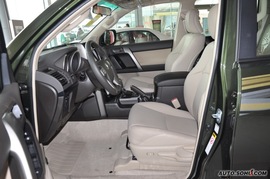 2010款丰田普拉多2.7L自动豪华版