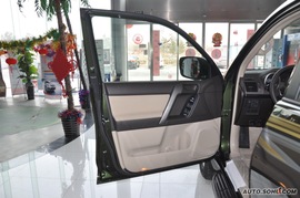 2010款丰田普拉多2.7L自动豪华版