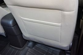 2015款现代悦动1.6L手动豪华型