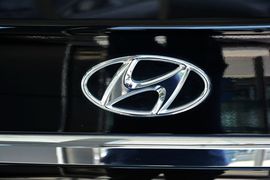 2015款现代悦动1.6L手动豪华型