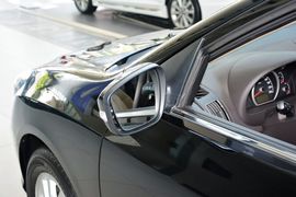 2015款现代悦动1.6L手动豪华型