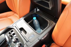 2016款雷克萨斯LX570到店实拍