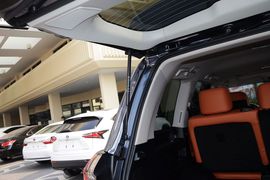 2016款雷克萨斯LX570