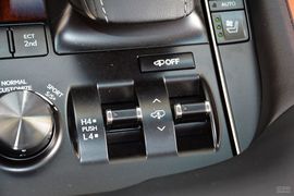 2016款雷克萨斯LX570