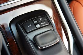 2016款雷克萨斯LX570